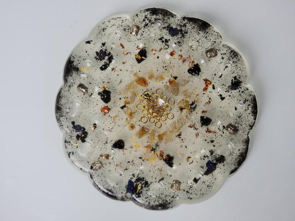 Charging Plate • Caleb "Sol" DeLeeuw