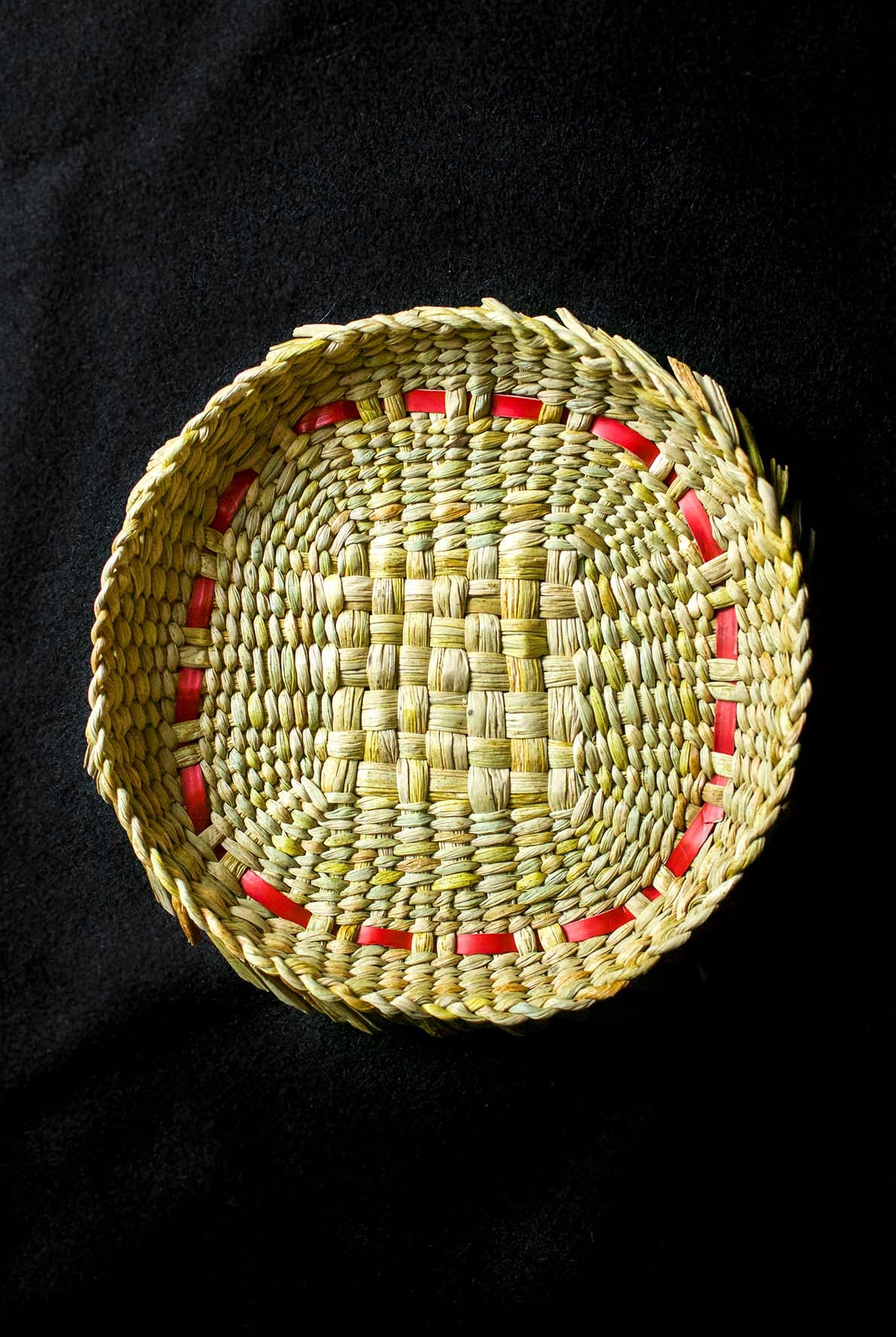Serving plate • Yvonne Peterson
