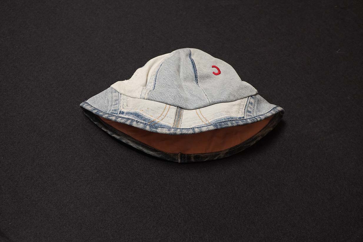 Primary Deconstruct: hat • marlena