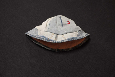Primary Deconstruct: hat • marlena